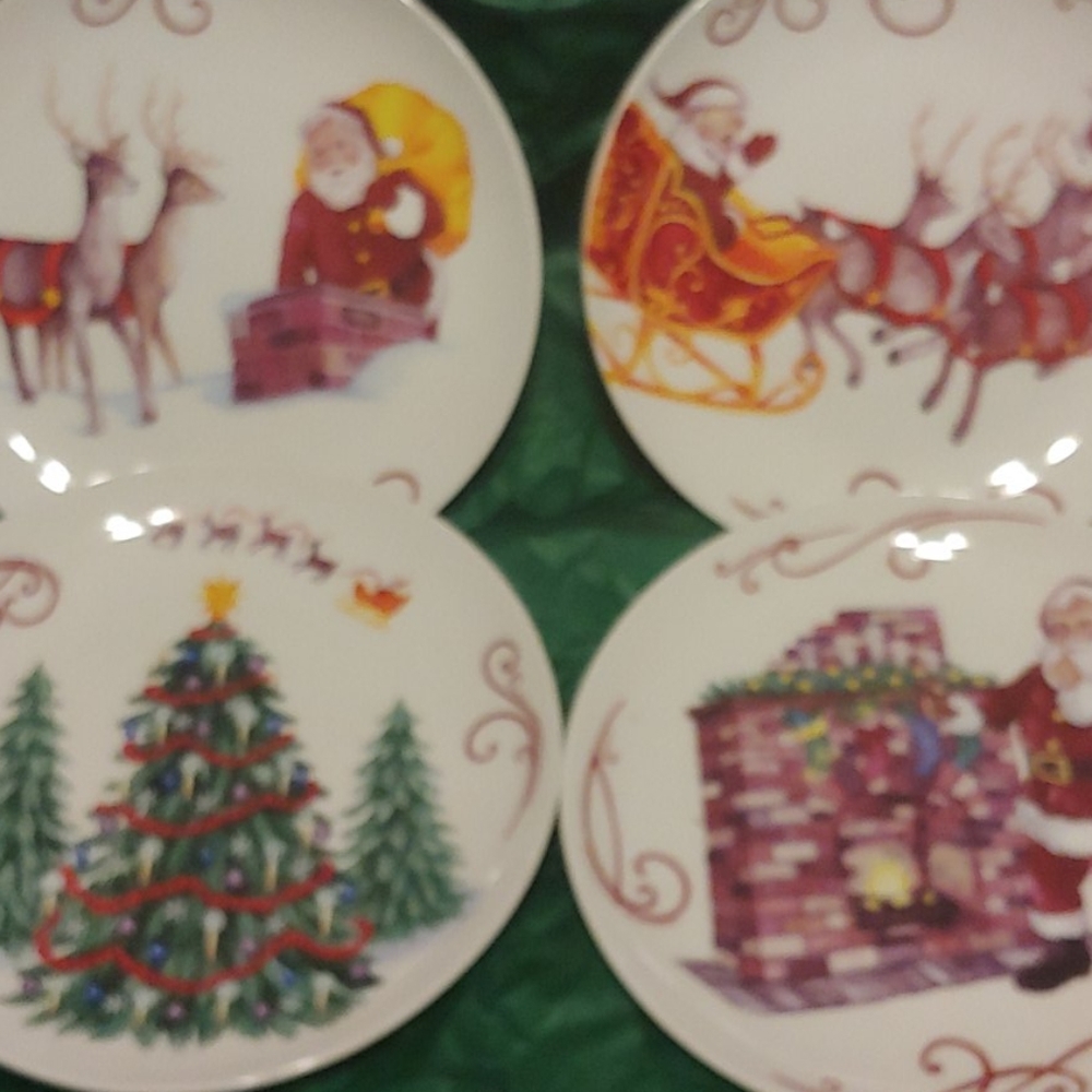 4/$25 or $7 each.. Dessert Plates